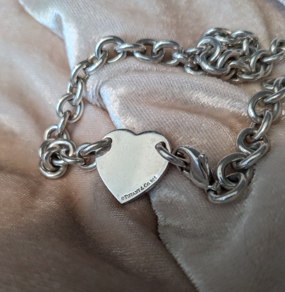 46%OFF Tiffany's Choker Necklace - Picture 6 of 8